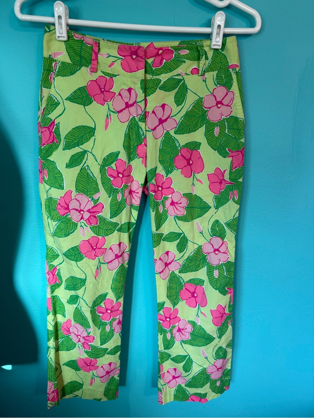 EUC Women’s Lilly Pulitzer White Label Cropped Pants w/Floral Pattern Size 0
